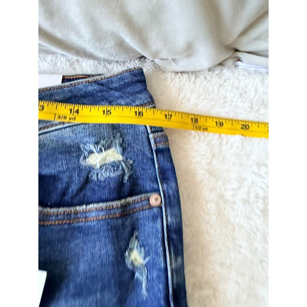 Zenana Brooklyn Distressed Crop Jeans Size 32 NWT Raw Hem Stretch - Picture 5 of 8